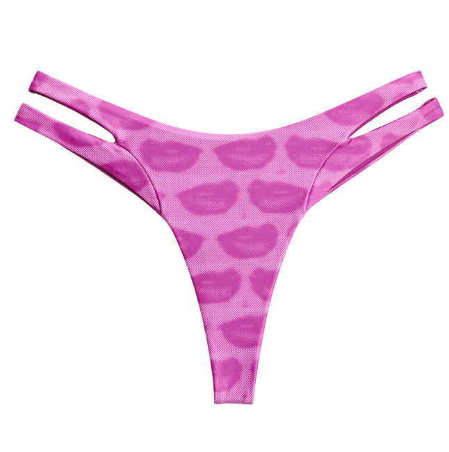 Dramatičnost in glamur v kolekciji H&M Studio pomlad/poletje 2023