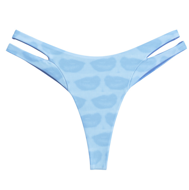 Dramatičnost in glamur v kolekciji H&M Studio pomlad/poletje 2023