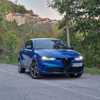 2022-alfa-romeo-tonale-1.5-hybrid-130-dct7-speciale100