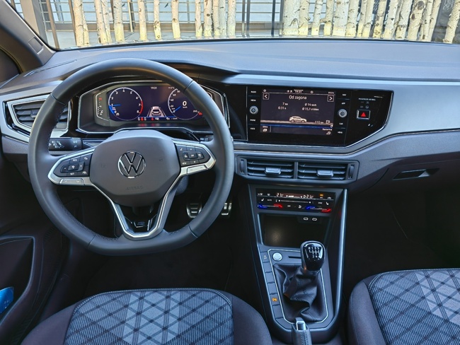 CITY AVTO TEST - Novi VW Taigo za kratke in dolge užitke v vožnji