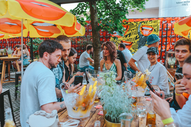 Smile z urbano kampanjo ReFrešd 
