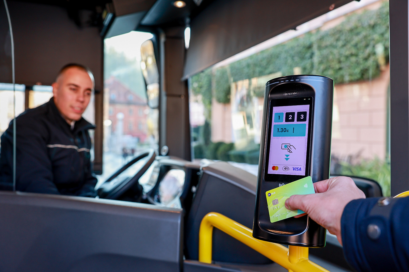 plačilo vozovnic s plačilno kartico je sedaj na voljo v ljubljani