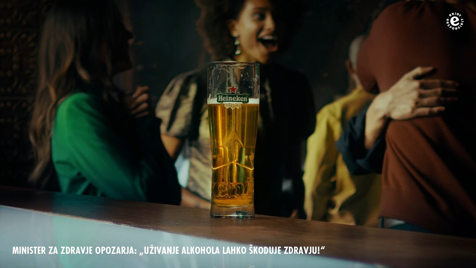 Mednarodni dan piva , pozabite na pivo pravi Heineken